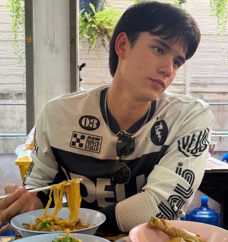 泰森·米伦谈论签约决定过程的相关图片