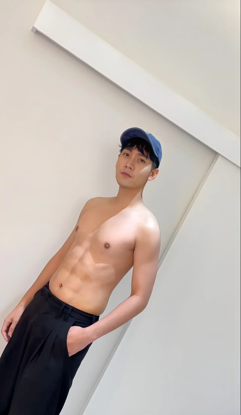 Kimmon腹肌整形手术前后对比图