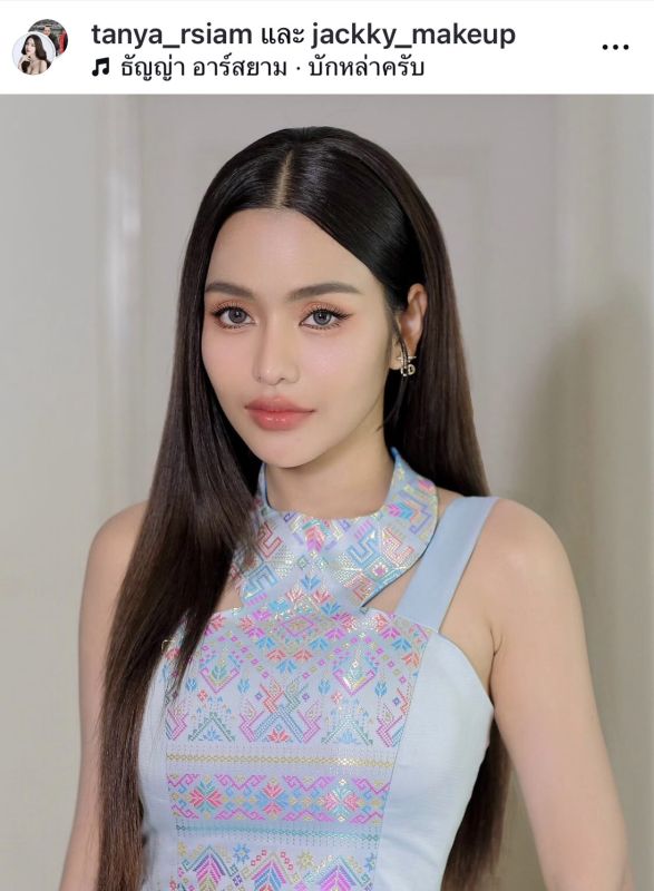 粉丝关心塔尼娅的留言截图