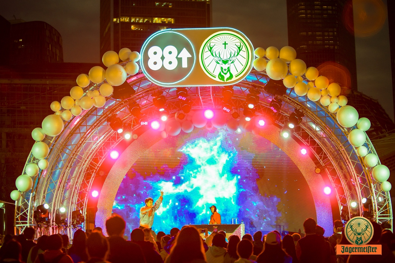 说唱歌手AR刘夫阳演出